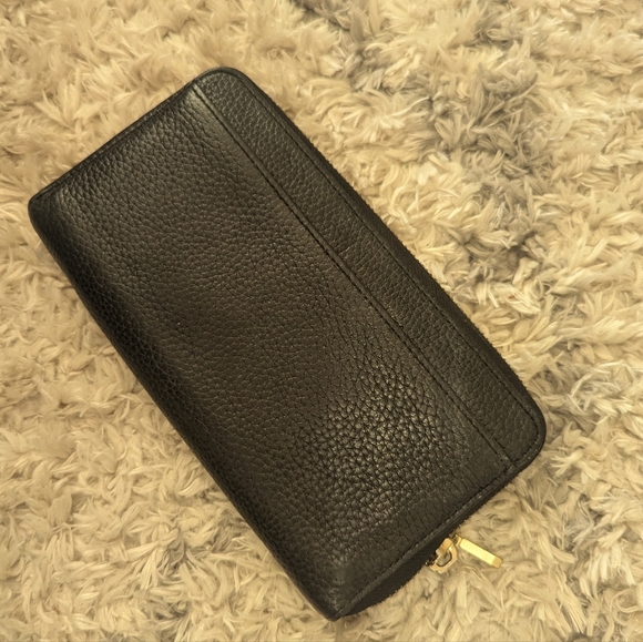 Kate Spade wallet - Picture 2 of 3